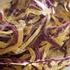 Loop in den Farben Gold und Bordeau-Rot in der Nahaufnahme